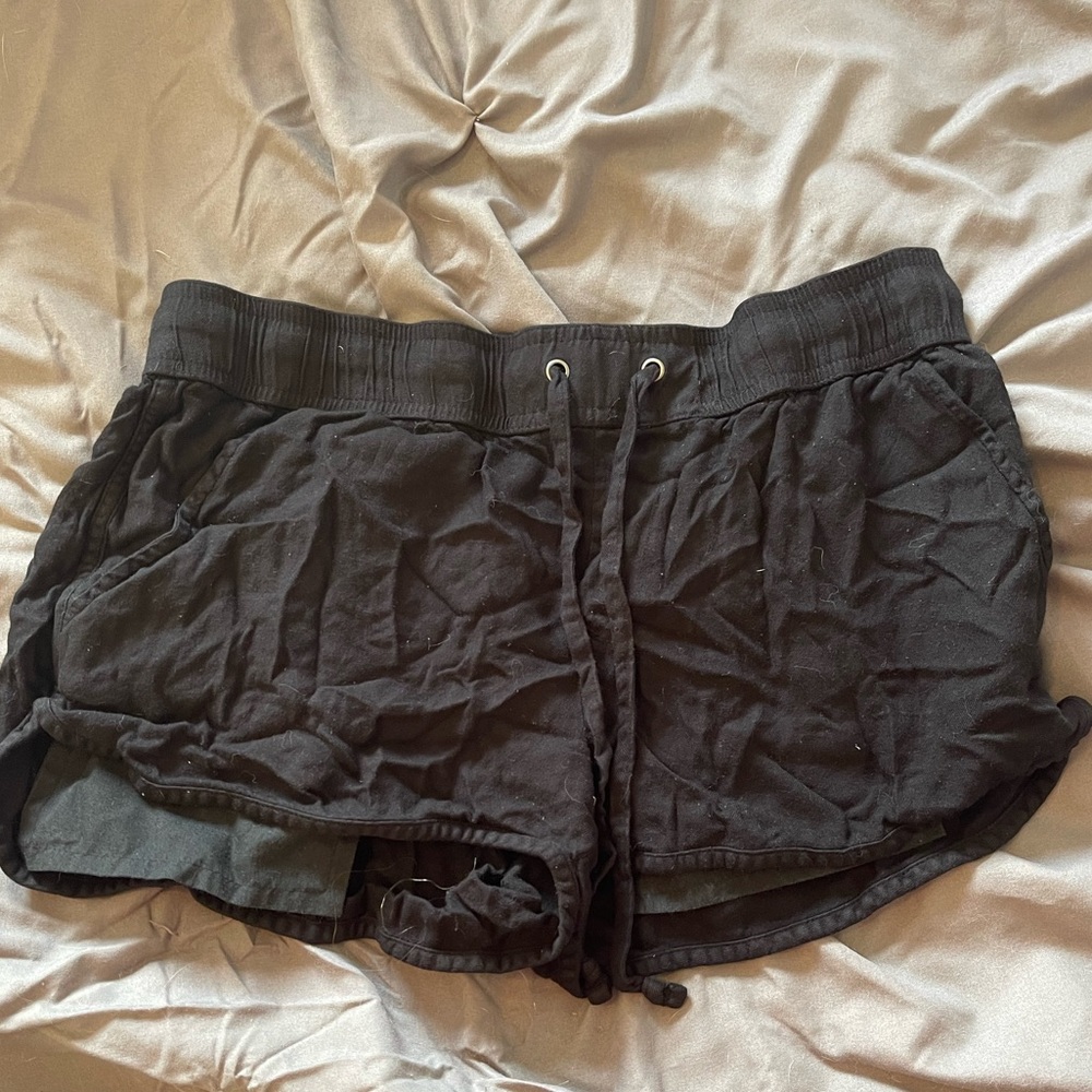 Cute flowy black shorts, worn once